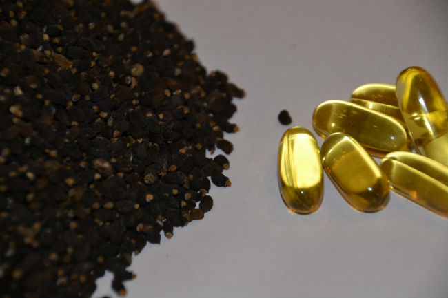 Borage seeds and starflower capsules